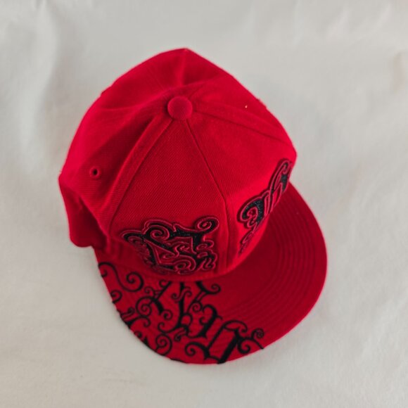 New York City Hat Mens Fitted Large Red Black KB Ethos Old English Script Y2k - Picture 3 of 11